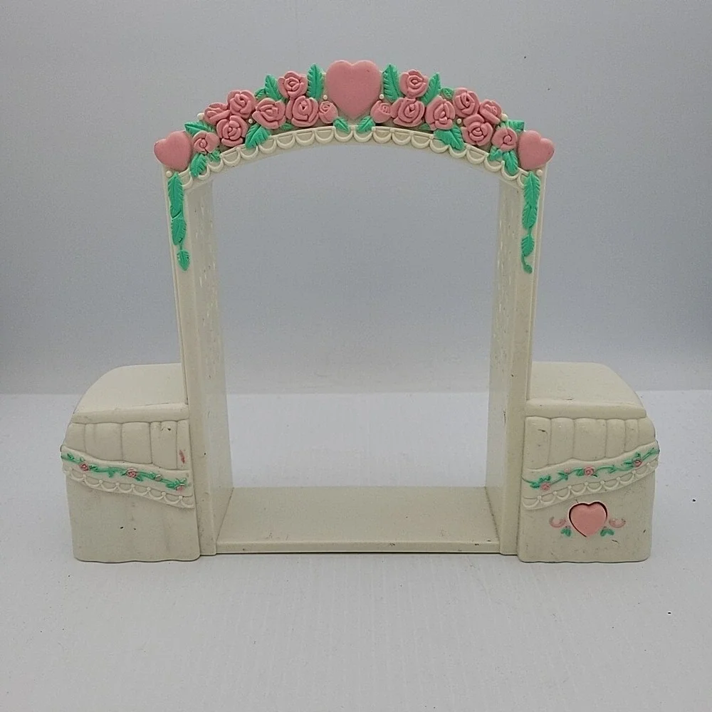 Vintage Fisher Price Loving Family Musical Wedding Arch‎ 1999